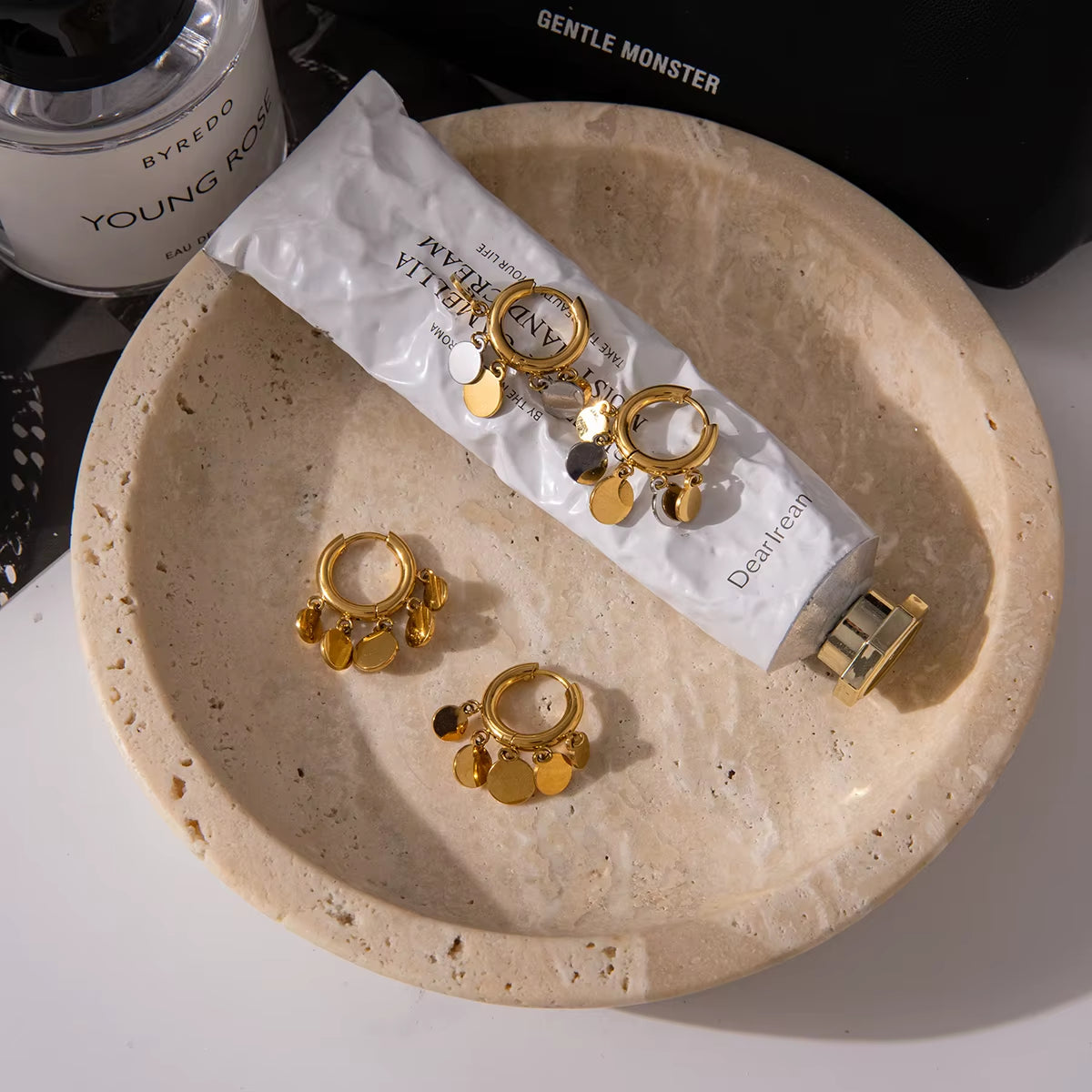 Youthway Classic Round Sequins Pendant Clip Earrings For Women Minimalist 18K Gold Plated Stainless Steel Earrings Jewelry Gift