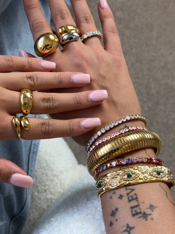 ★ FOR THE COOL GIRLS ★