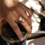 Fashion Elegant 18K Gold Color Plated Stainless Steel Resin Pearl Ring Round Asymmetric Stackable Ring Women's Jewelry