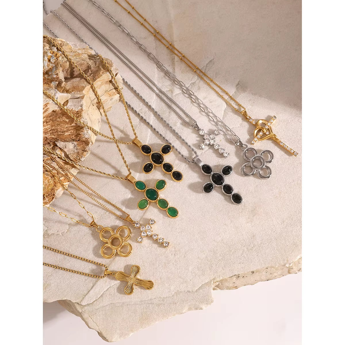 Uworld Delicate Shiny Cubic Zirconia 316L Cross Pendant Necklace for Women Stainless Steel High Quality Jewelry Water Resistant